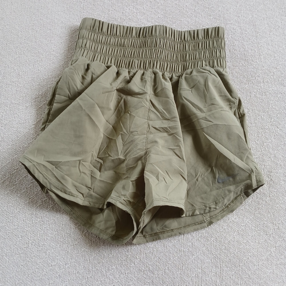 nike ♡ ultra high waisted shorts xs